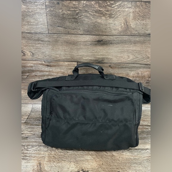 Large TUMI Thin ‎ Nylon Duffle Travel Bag - Picture 2 of 9